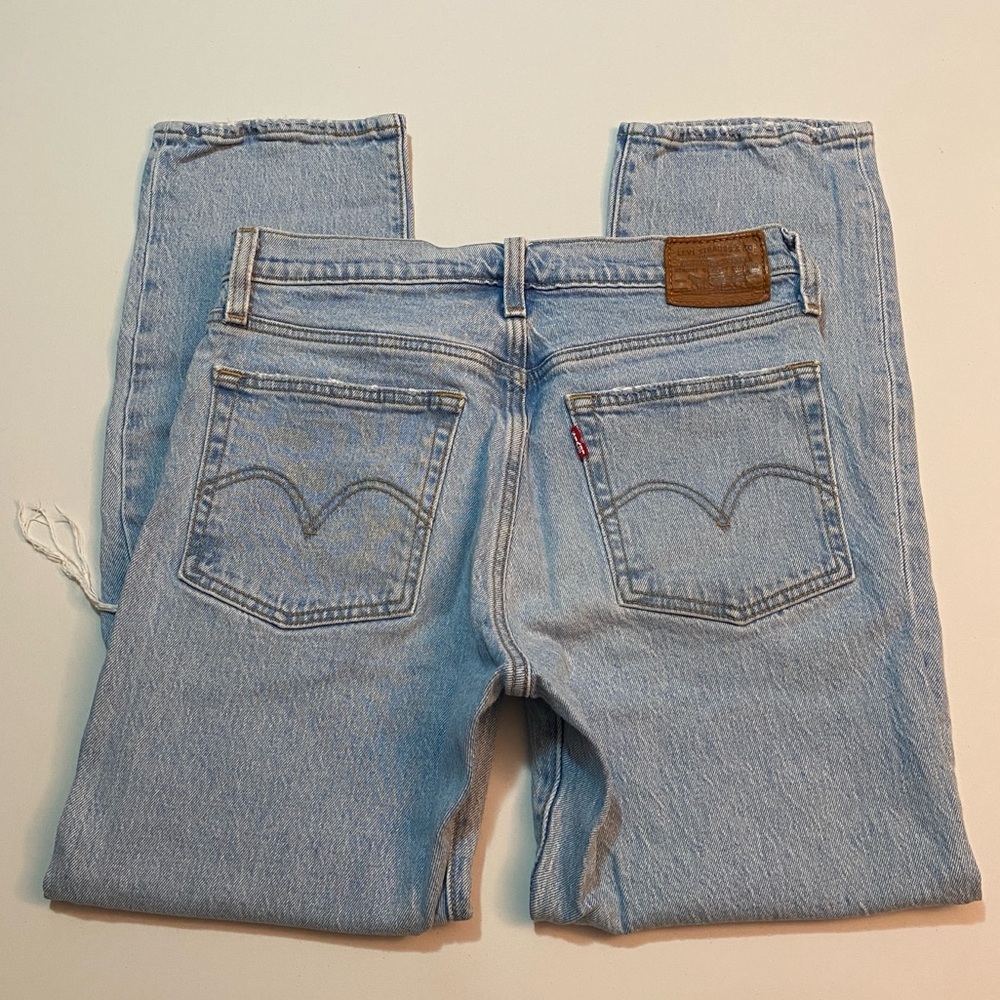 Levi's Premium Wedgie Straight Jeans, Size 27 - Picture 6 of 6